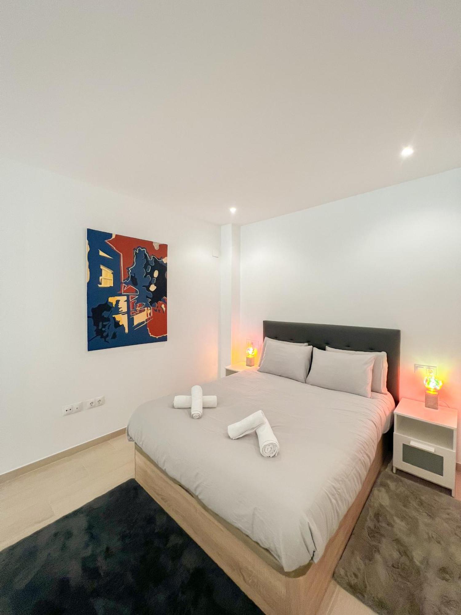 Cozy And Modern Family Flat Carihuela Appartement Torremolinos Buitenkant foto