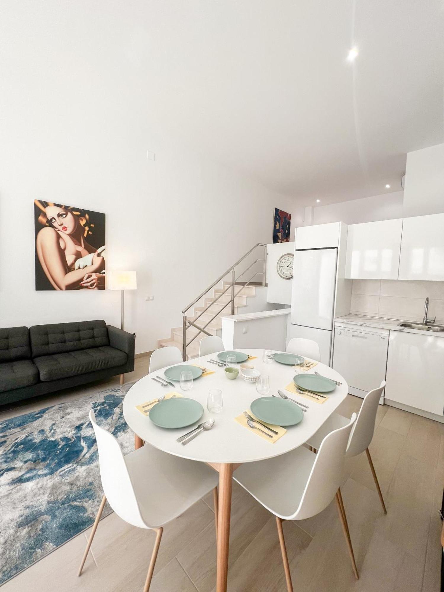 Cozy And Modern Family Flat Carihuela Appartement Torremolinos Buitenkant foto