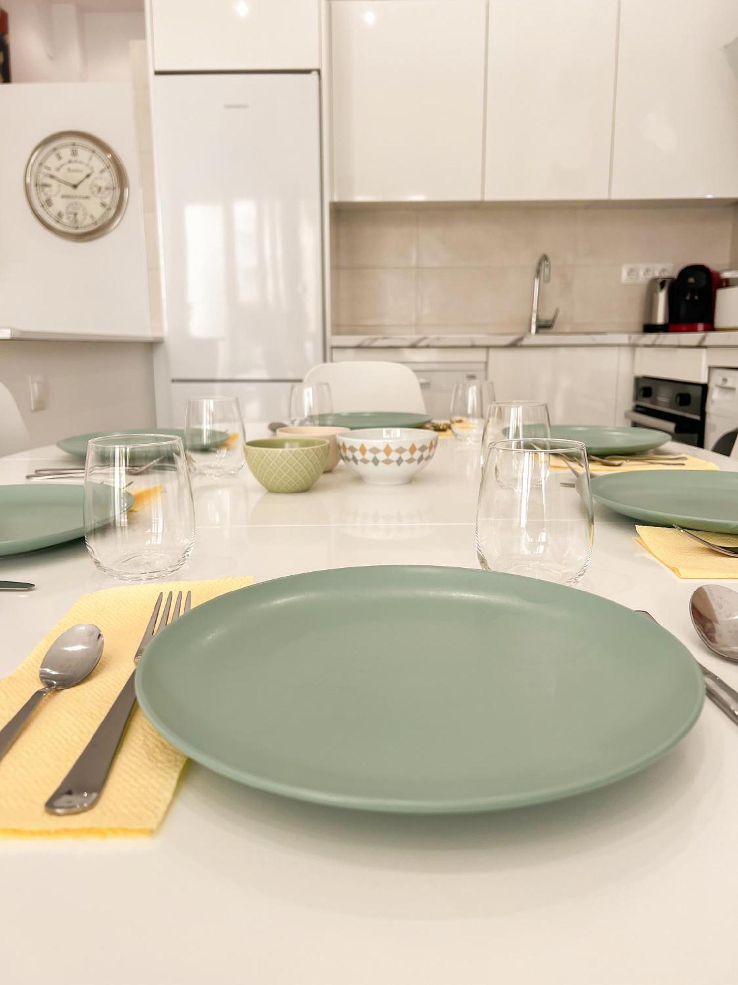 Cozy And Modern Family Flat Carihuela Appartement Torremolinos Buitenkant foto