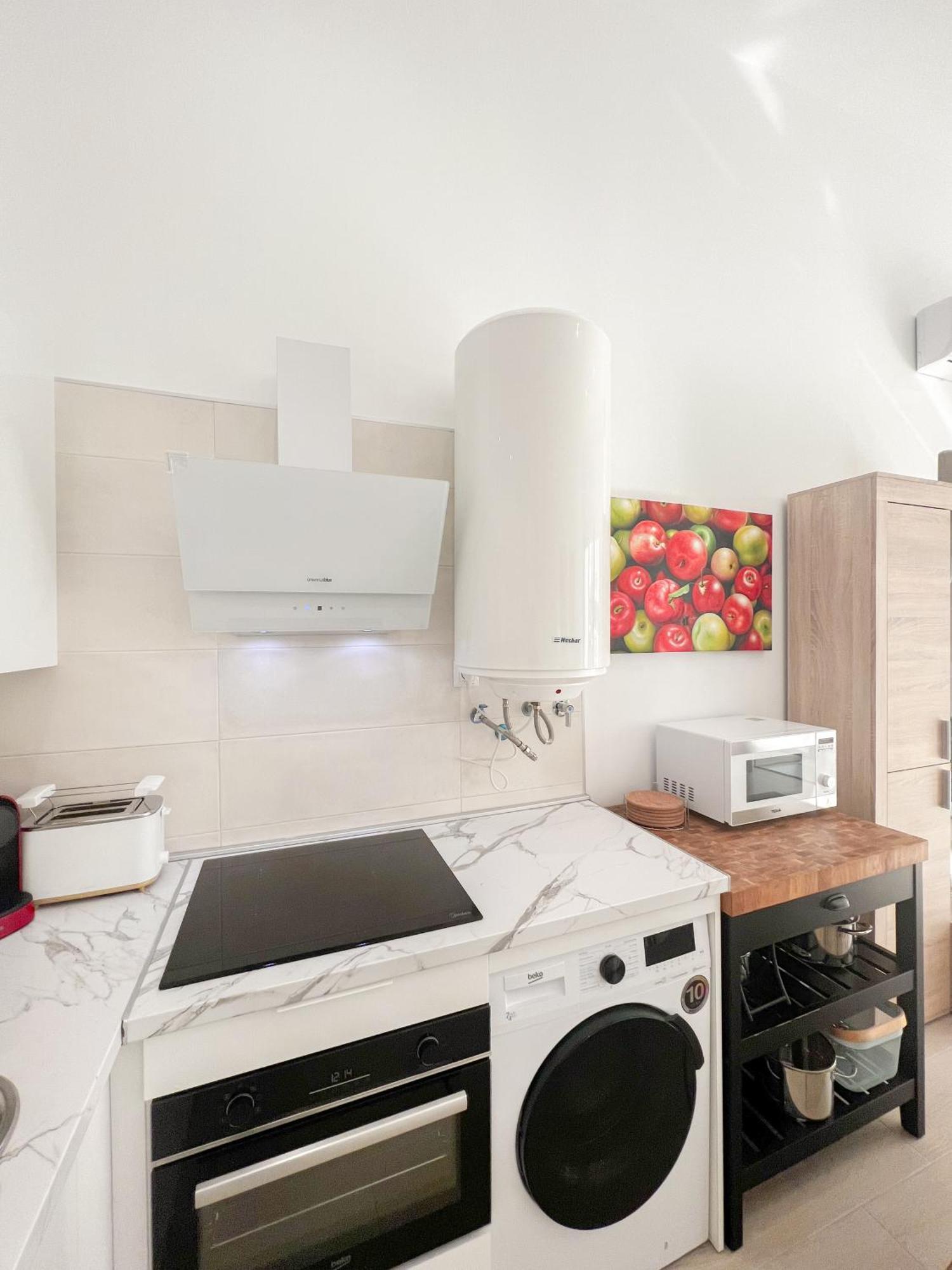 Cozy And Modern Family Flat Carihuela Appartement Torremolinos Buitenkant foto
