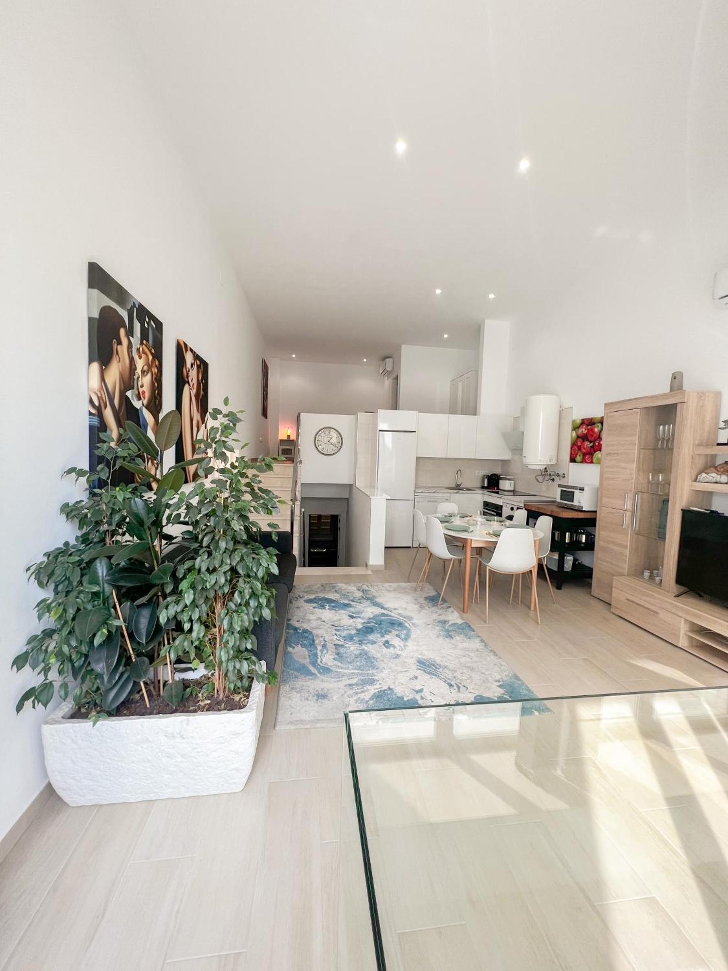 Cozy And Modern Family Flat Carihuela Appartement Torremolinos Buitenkant foto